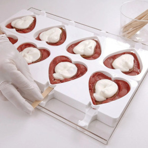 1 Pz Set 2 Stampi GEL03 HEART IC con 50 Stecchi in Legno per Gelato Forma Cuore 85x91H23 mm [5542def8]